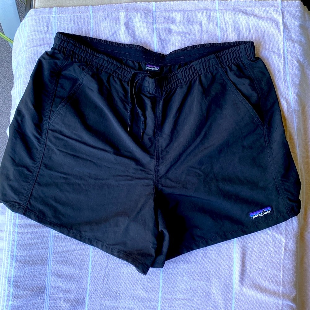 Patagonia Baggies 4-inch shorts L 10-12